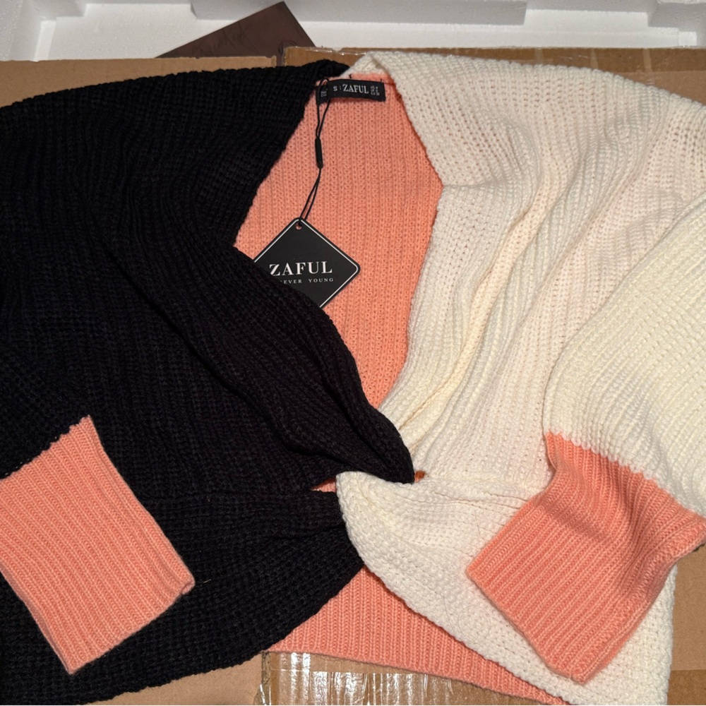Zaful Women's Sweater - Black, Coral, and Cream